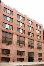 538 W 50th St in New York, NY - Building Photo - Building Photo