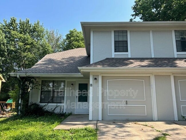 824 Dains Ct in Liberty, MO - Building Photo - Building Photo