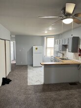 1459 S 52nd St, Unit 1459 S. 52nd St Unit B in Philadelphia, PA - Building Photo - Building Photo