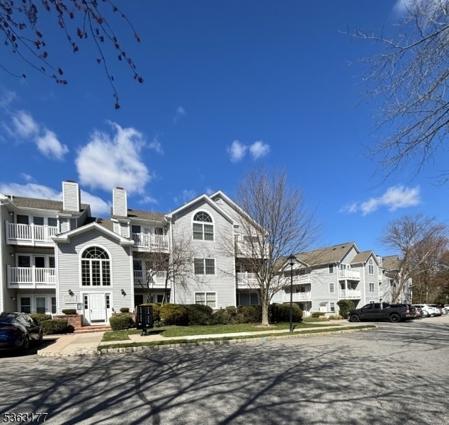 42 Genoble Rd in Montville, NJ - Building Photo - Building Photo