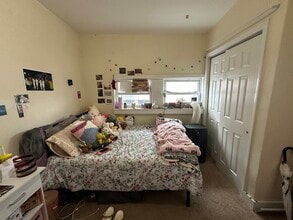 58 Medford St, Unit 2 in Somerville, MA - Building Photo - Building Photo