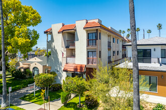 1119 Winchester Ave in Glendale, CA - Building Photo - Primary Photo