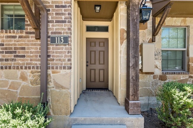 113 Armored Ave in College Station, TX - Building Photo - Building Photo