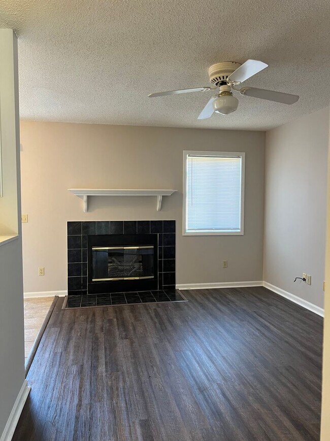 147 Woodfield Pl in Enterprise, AL - Building Photo - Building Photo