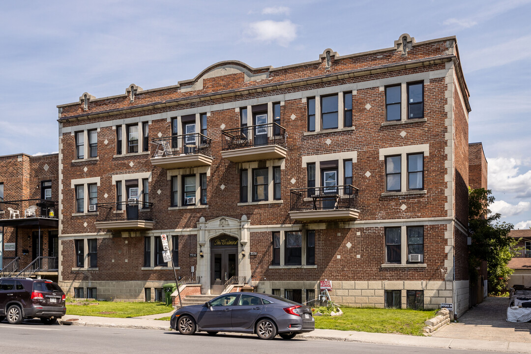 7336-7338 Sherbrooke O in Montréal, QC - Building Photo