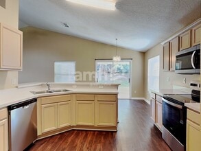 11518 Grand Bay Blvd in Clermont, FL - Building Photo - Building Photo