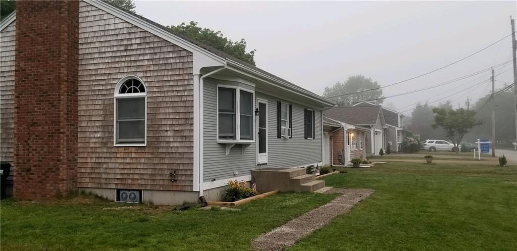 125 Cedar Rd in Charlestown, RI - Foto de edificio