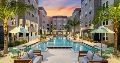 Halo 46:  Off-Campus Student Housing in Tampa, FL - Building Photo - Building Photo