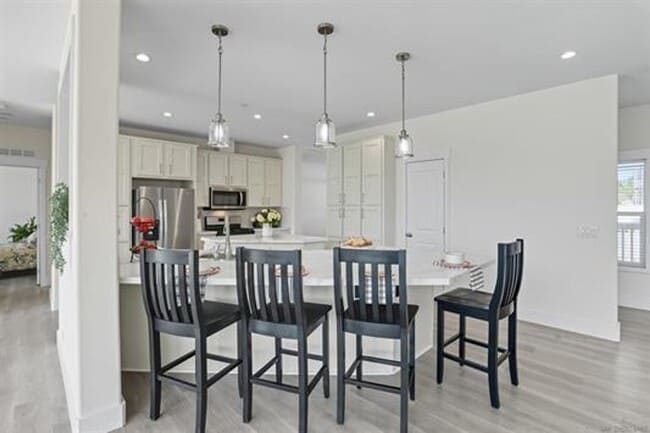 2080 Curtis Dr in Vista, CA - Building Photo - Building Photo