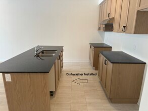 Delightful Bungalow in the heart of Bobcay in Kawartha Lakes, ON - Building Photo - Building Photo