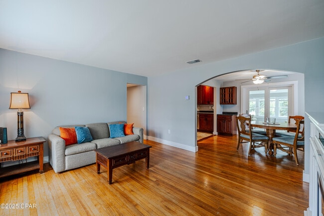 1207 Buena Vista Blvd in Panama City, FL - Building Photo - Building Photo