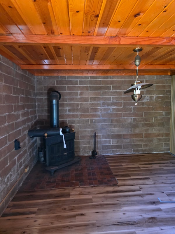 3741 Los Padres Dr in Frazier Park, CA - Foto de edificio - Building Photo