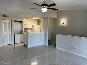 153 Santa Clara Dr in Naples, FL - Building Photo - Building Photo