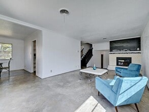 1802 Temple Dr in Austin, TX - Foto de edificio - Building Photo