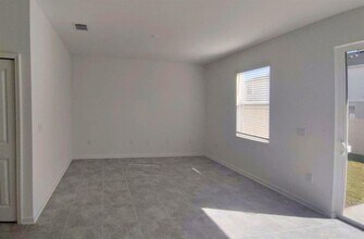 2572 Skyline Lp in Kissimmee, FL - Building Photo - Building Photo