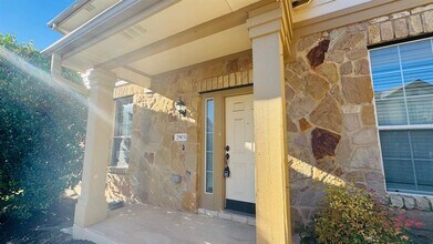 16100 S Great Oaks Dr in Round Rock, TX - Building Photo - Building Photo