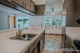 4145 Apostolo Cir in Sacramento, CA - Foto de edificio - Building Photo