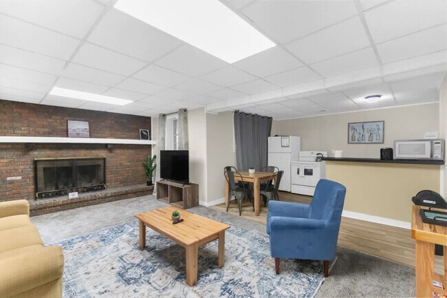 877 Miami Pl in Birmingham, AL - Building Photo - Building Photo