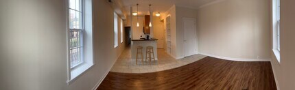 340 Lombard St, Unit Floor 2 in Philadelphia, PA - Building Photo - Building Photo