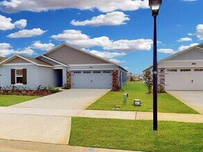 3493 Chinotto Dr in Lake Alfred, FL - Building Photo - Building Photo