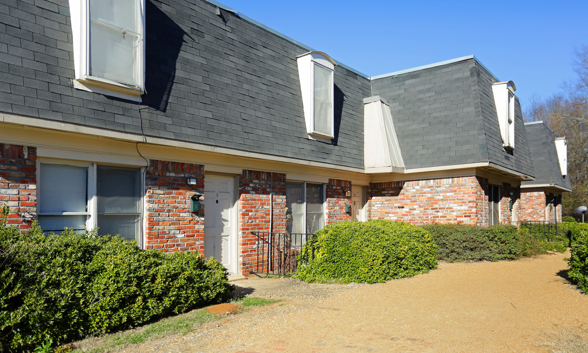 Cambridge Place in Montgomery, AL - Building Photo