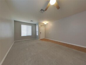 220 W 102nd St in Minneapolis, MN - Building Photo - Building Photo