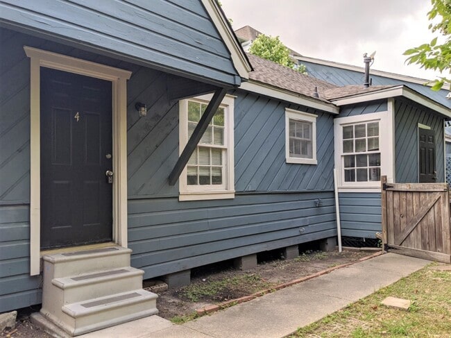 property at 704 E 22nd St