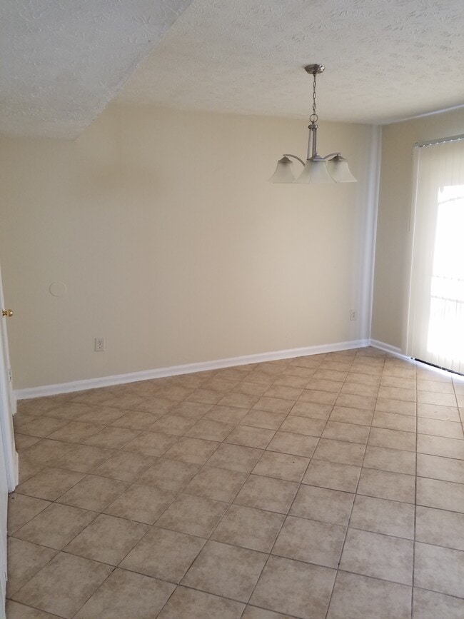 Pine Cove Apartments in Atlanta, GA - Building Photo - Building Photo