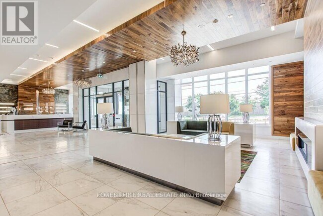 7890 Bathurst St in Vaughan, ON - Building Photo - Building Photo