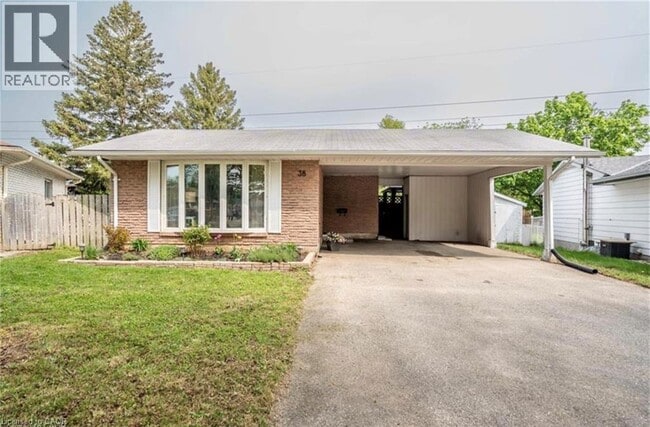 property at 38 Jay Ct