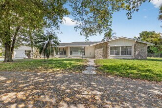 10157 La Reina Rd in Delray Beach, FL - Building Photo - Building Photo