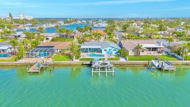 2910 Alton Dr in St Pete Beach, FL - Building Photo - Building Photo