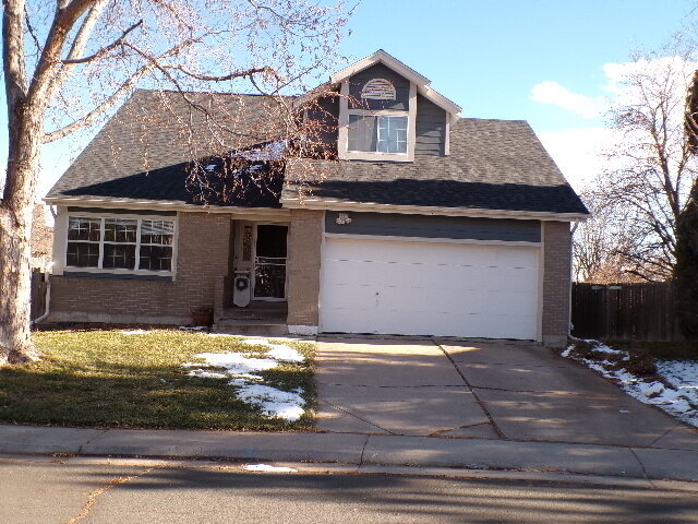 property at 7942 S Vine Ct