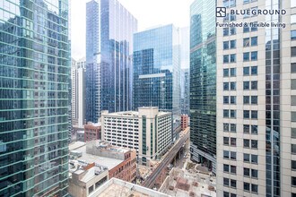 210 N Wells St in Chicago, IL - Building Photo - Building Photo