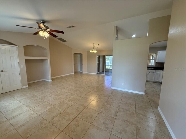 2680 Shalimar Terrace in North Port, FL - Building Photo - Building Photo