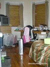 208 Winthrop Rd in Brookline, MA - Foto de edificio - Building Photo