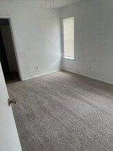 1205 Dawson Cir in Grand Prairie, TX - Building Photo - Building Photo
