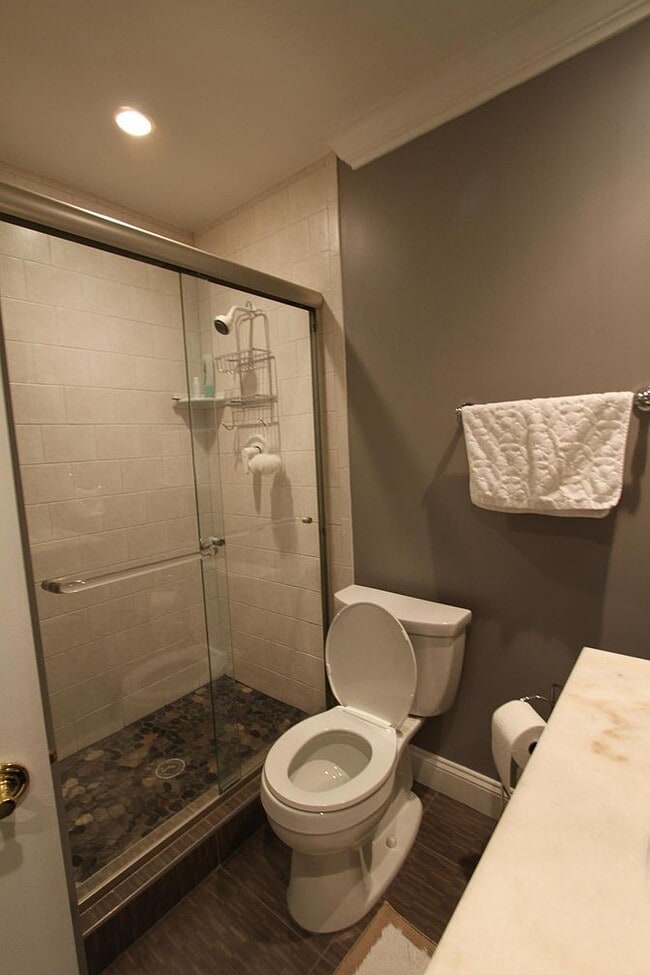 8907 Mohawk Ln in Bethesda, MD - Building Photo - Building Photo