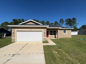 7802 N Sarazen Dr in Citrus Springs, FL - Building Photo