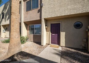 1329 S Mitchell Dr in Tempe, AZ - Building Photo