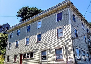 Union Ridge Apartments in Astoria, OR - Building Photo - Building Photo