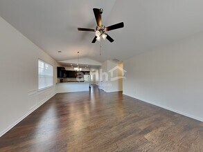 553 Friar Park Ln in Lyman, SC - Foto de edificio - Building Photo