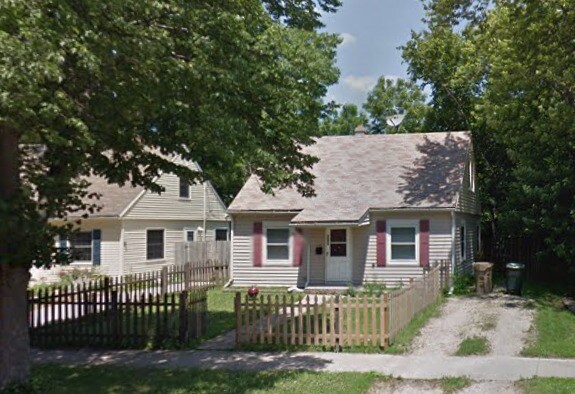 property at 2826 Myrtle St