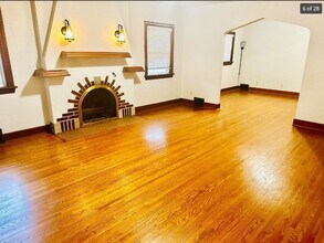 2501 W Moss Ave in Peoria, IL - Building Photo - Building Photo