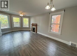 147 Bold St in Hamilton, ON - Building Photo - Building Photo