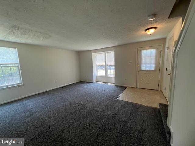 8826 Chesapeake Lighthouse Dr in North Beach, MD - Building Photo - Building Photo