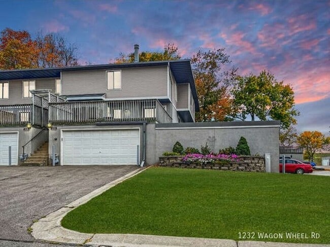 property at 1232 Wagon Wheel Rd