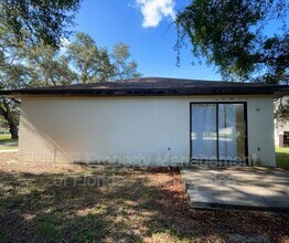 9680 SW 30th Terrace in Ocala, FL - Building Photo - Building Photo