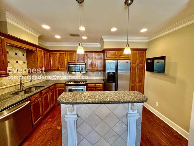 7500 Roswell Rd in Sandy Springs, GA - Building Photo - Building Photo