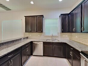 8326 Bryce Canyon Ave in Windermere, FL - Building Photo - Building Photo